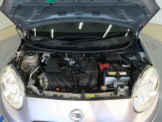 2002 Nissan March.Start Up, Engine, and In Depth Tour. 