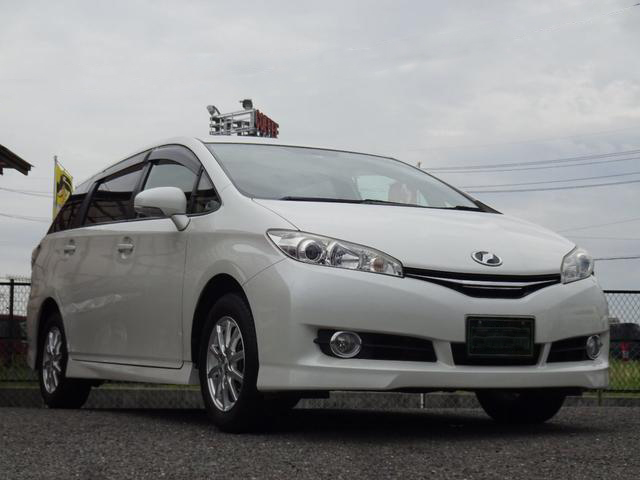 Toyota wish 2012 год