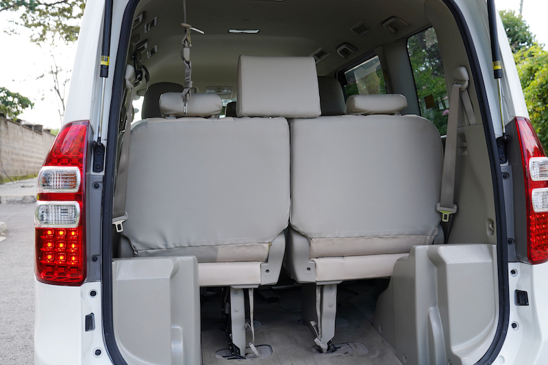 2013 Toyota Noah Review | Topcar Kenya