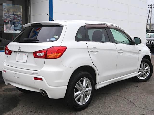 Mitsubishi rvr 2013