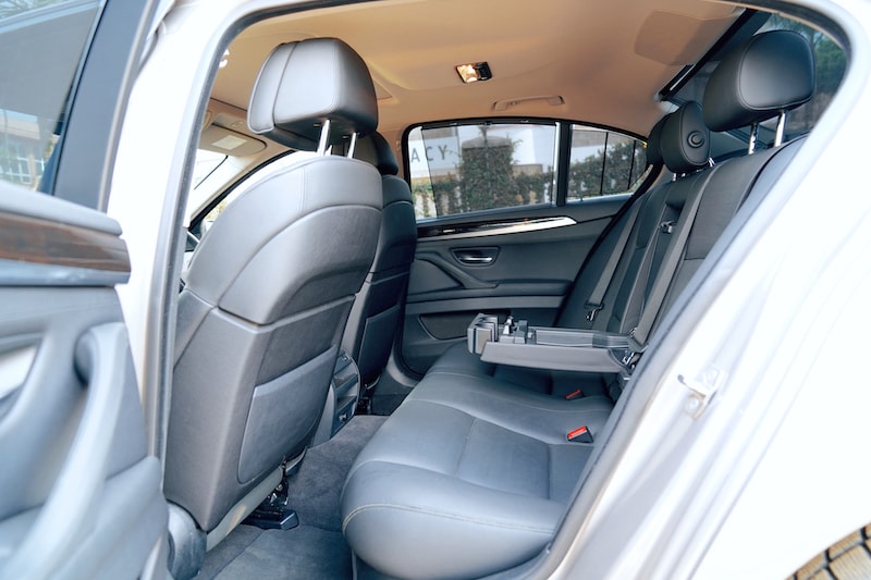 E Class Armrest Compartment