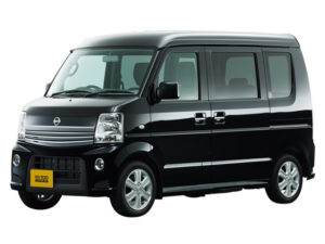Nissan nv 100