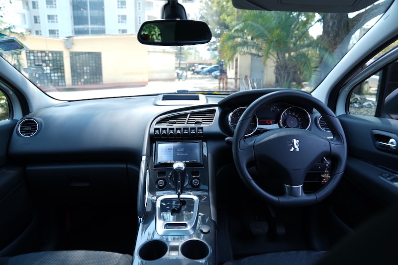 2013 Peugeot Dashboard