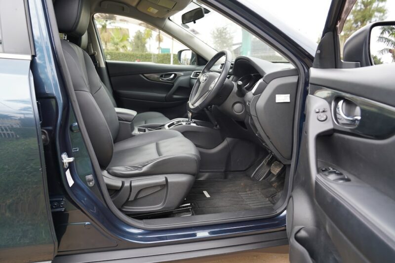 2014 Nissan X-Trail First Row