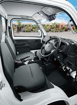 Suzuki Carry interior