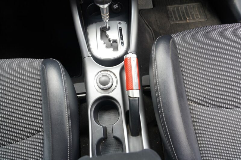 2012 Mitsubishi Outlander Cupholders