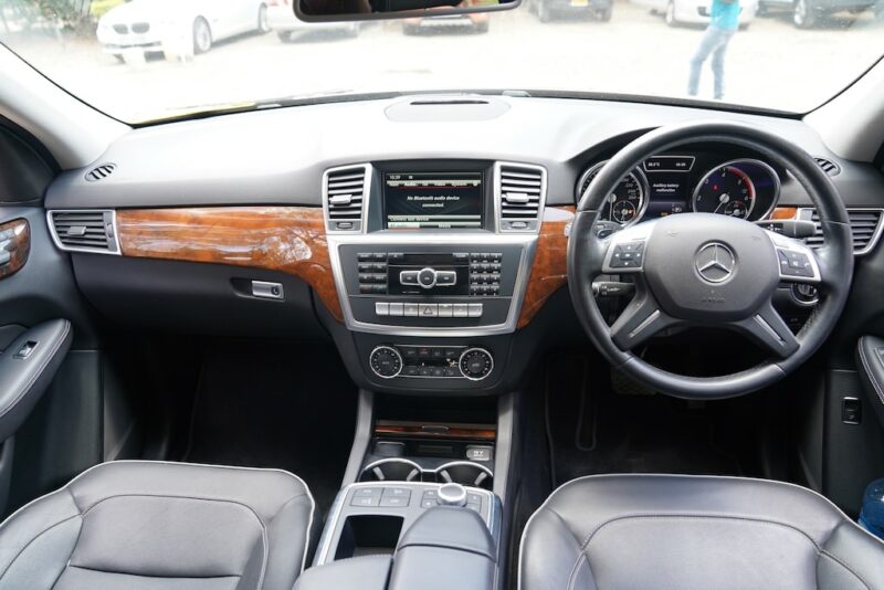 2014 m class dashboard