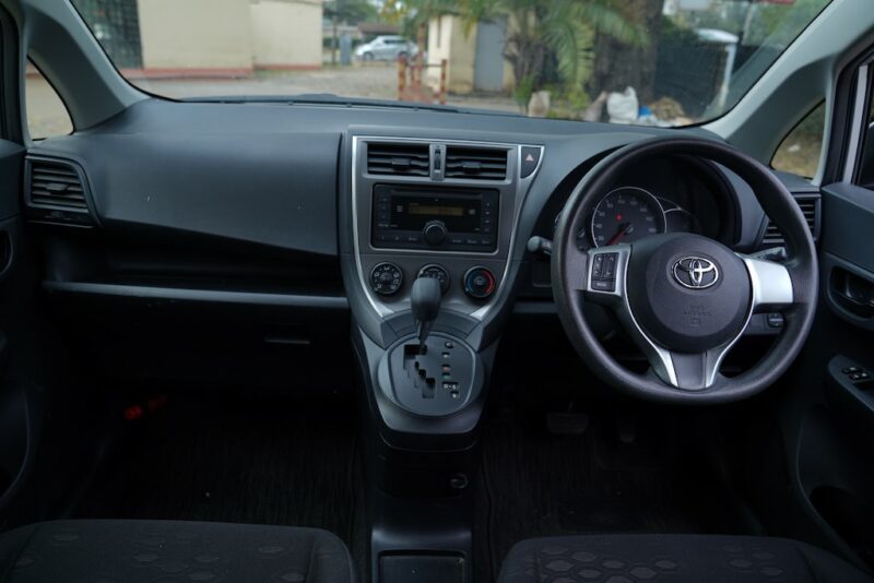 2014 Toyota Ractis Dashboard