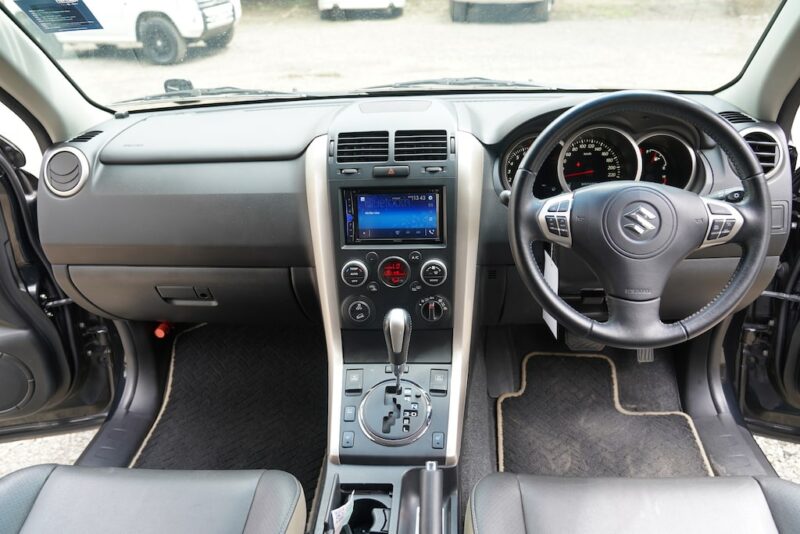 2014 Suzuki Escudo Dashboard layout
