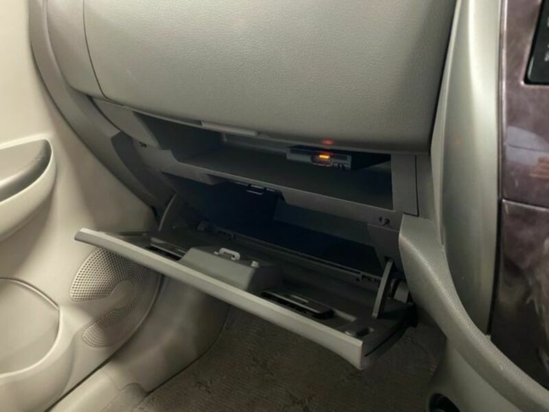 2019 Nissan March glovebox compartment 