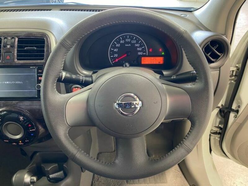 2019 Nissan March steering wheel 