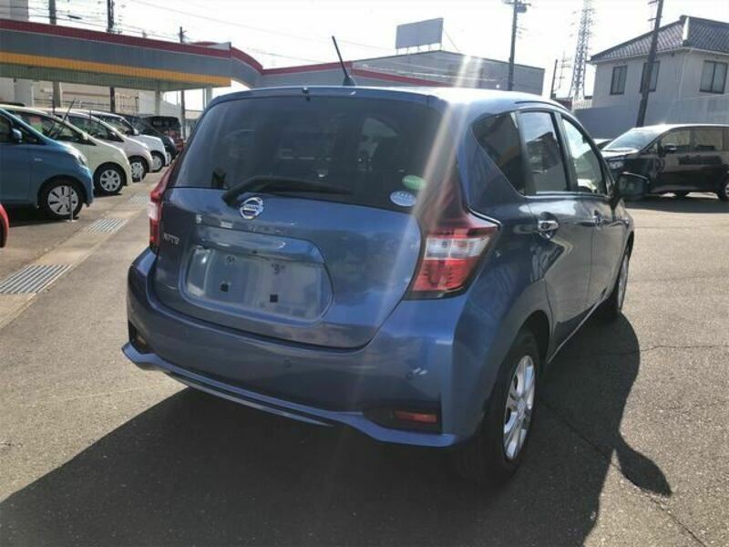 2019 Nissan Note rear and side view 