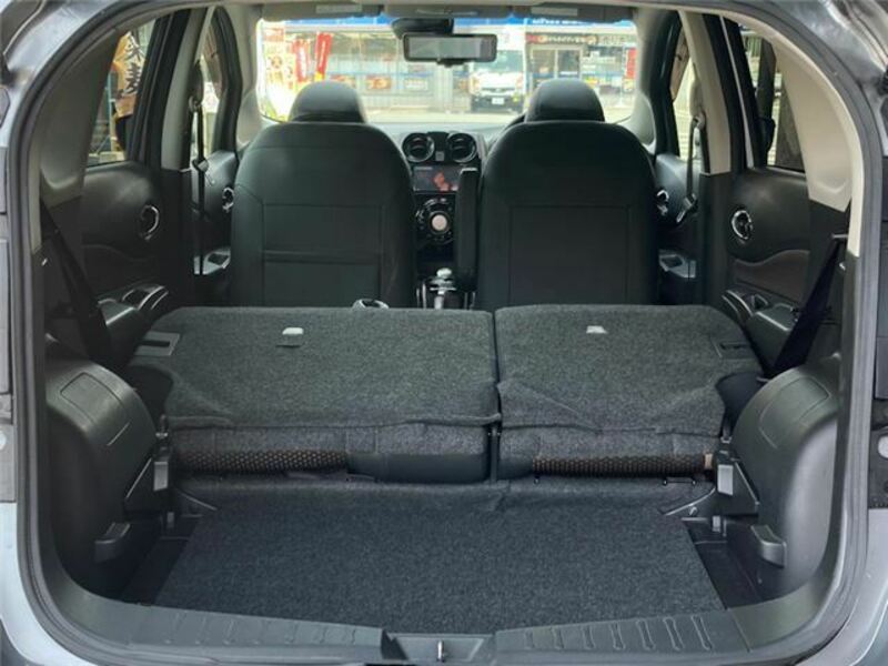 2017 Nissan Note boot space 