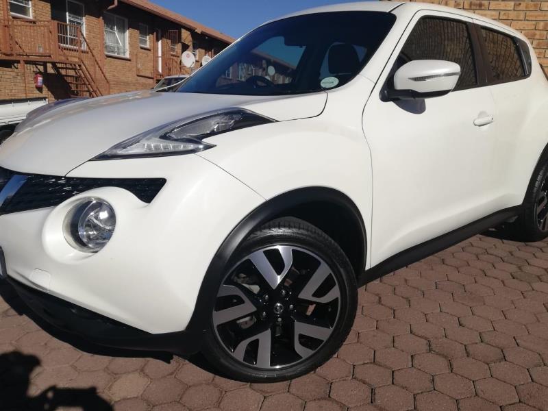 2018 Nissan Juke front and side view
