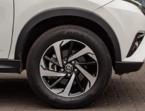 2017 Toyota Rush wheel