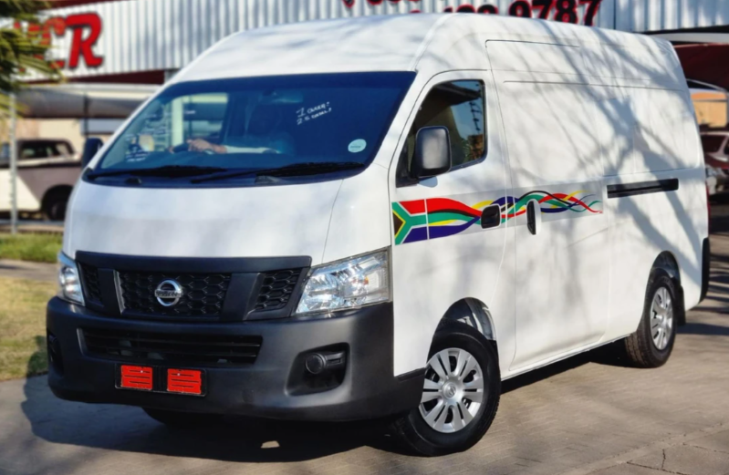 2018 Nissan Caravan front and side view 