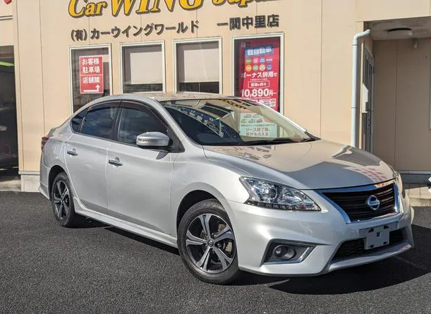 2018 Nissan Sylphy front and side view 