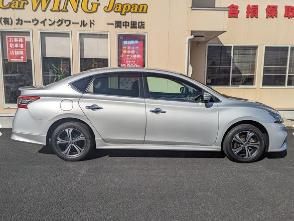 2018 Nissan Sylphy side view 