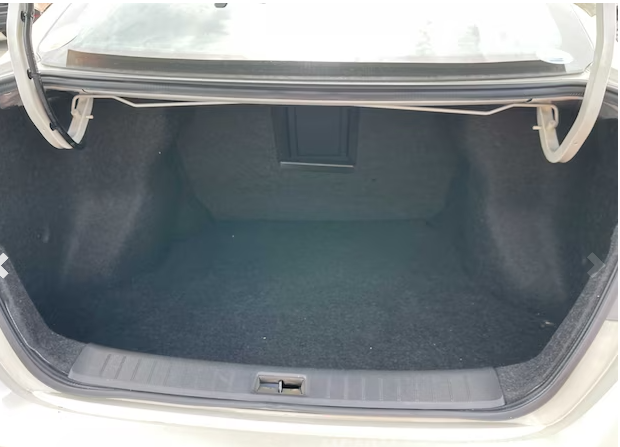 2017 Nissan Sylphy boot space 