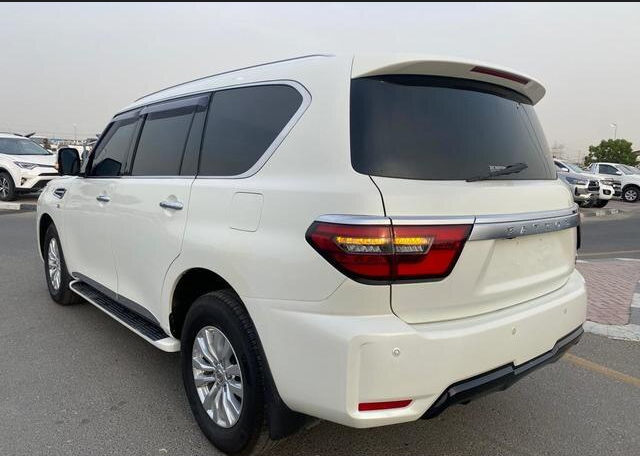 2018 Nissan Patrol rear and side view 