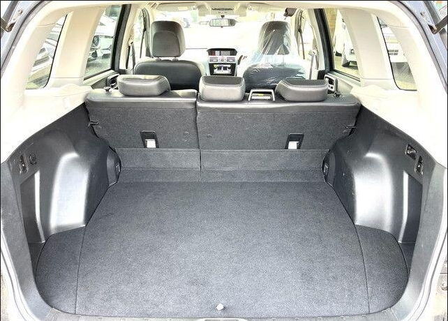 2017 Subaru Forester boot space 