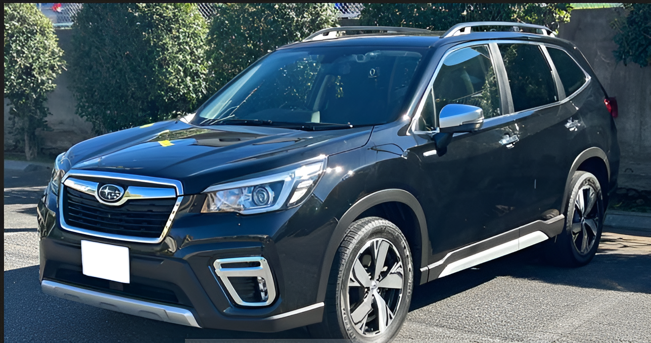 2018 Subaru Forester front & side view 