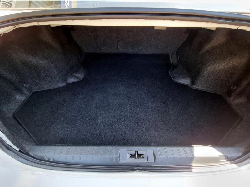 2018 Subaru Legacy boot space 
