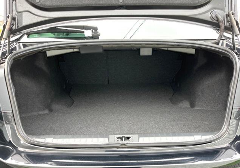2019 Subaru Legacy boot space 