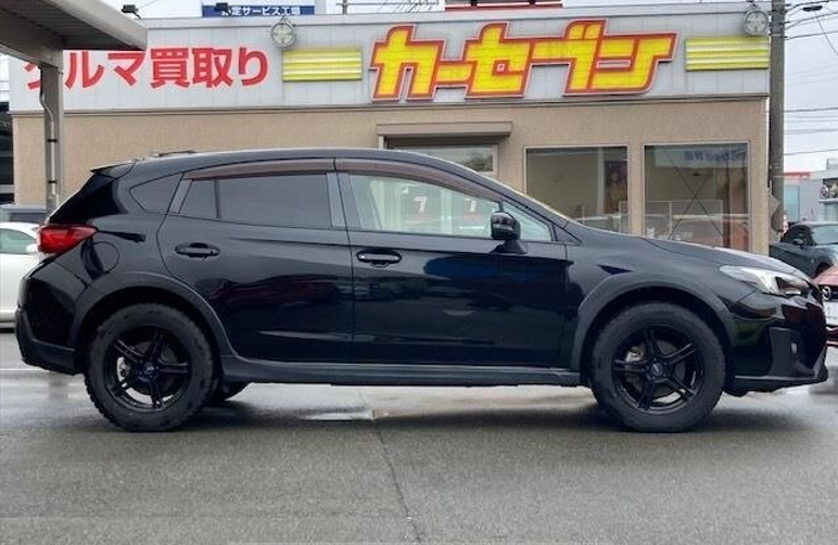 2017 Subaru XV side profile 