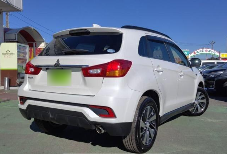 2018 Mitsubishi RVR rear and side view 