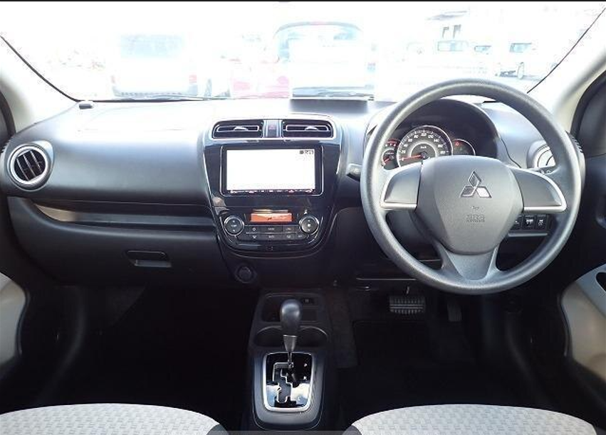2017 Mitsubishi Mirage steering wheel & gear shift 