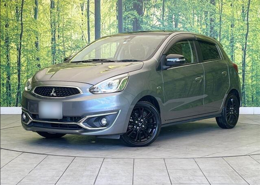 2019 Mitsubishi Mirage front and side view 