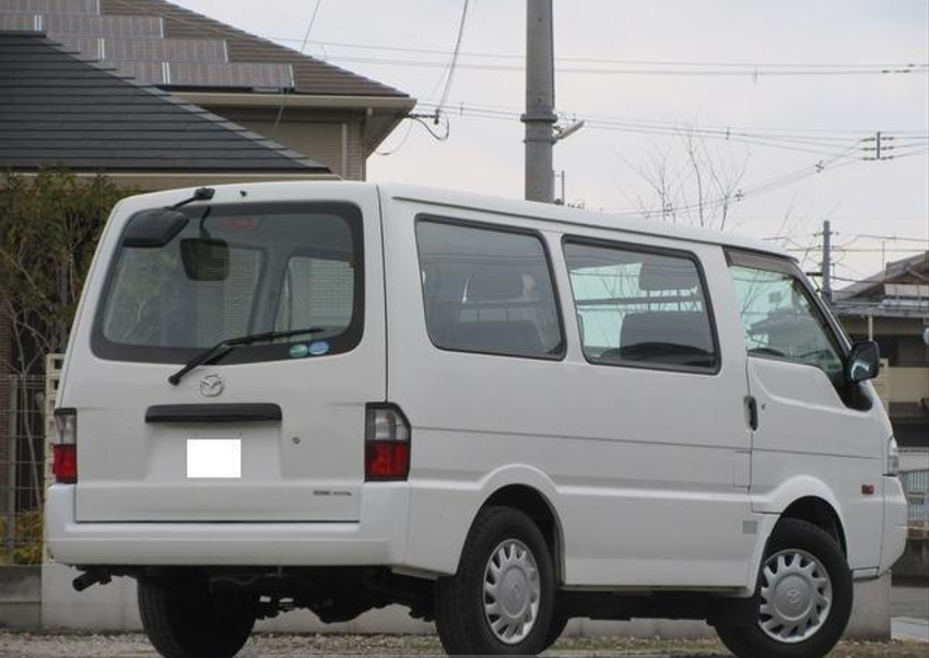 2017 Mazda Bongo rear and side view 