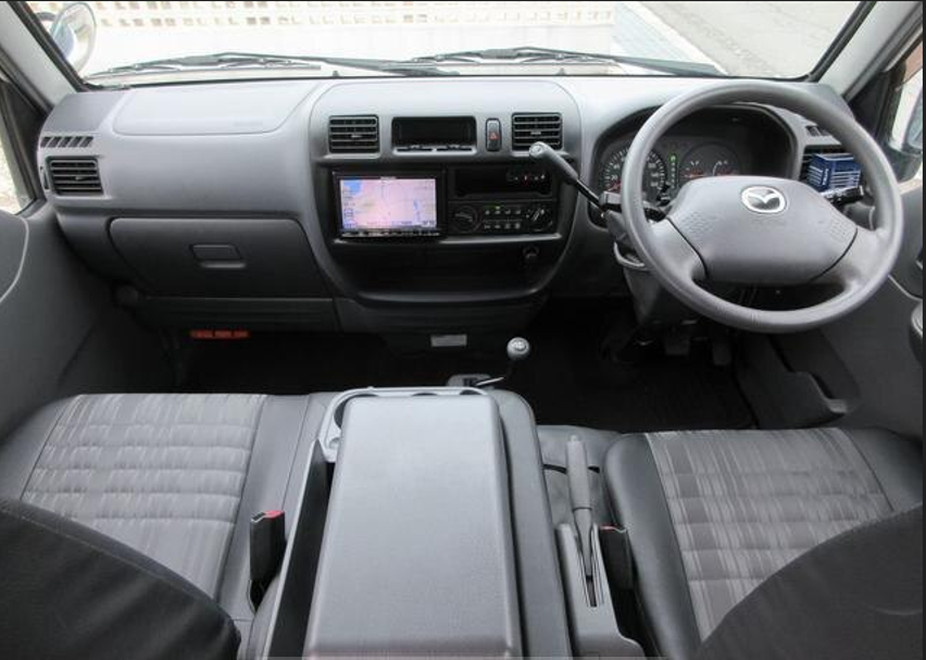 2017 Mazda Bongo steering wheel & gear shift 