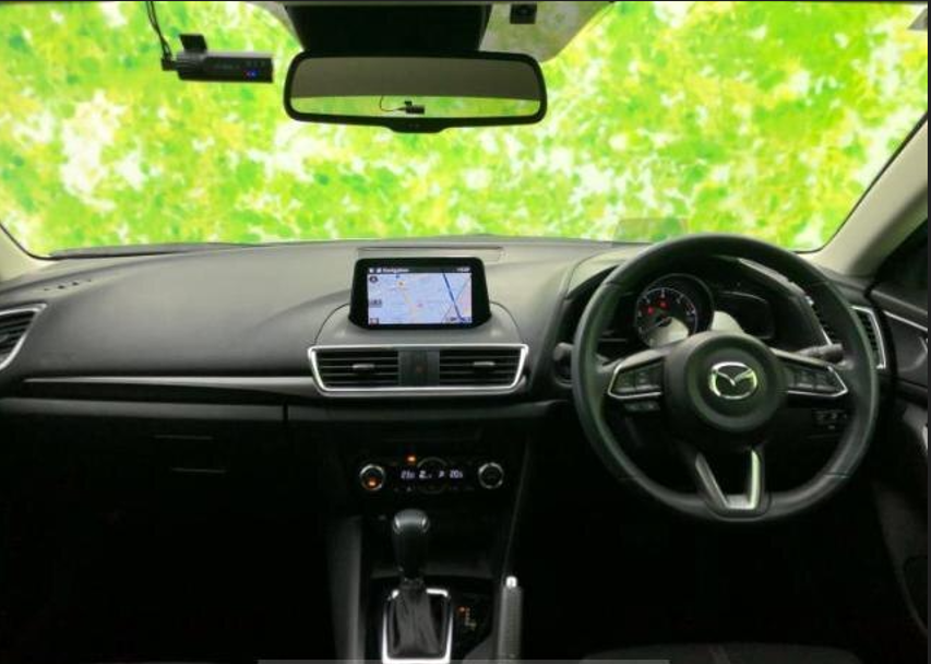 2018 Mazda Axela steering wheel & gear shift 