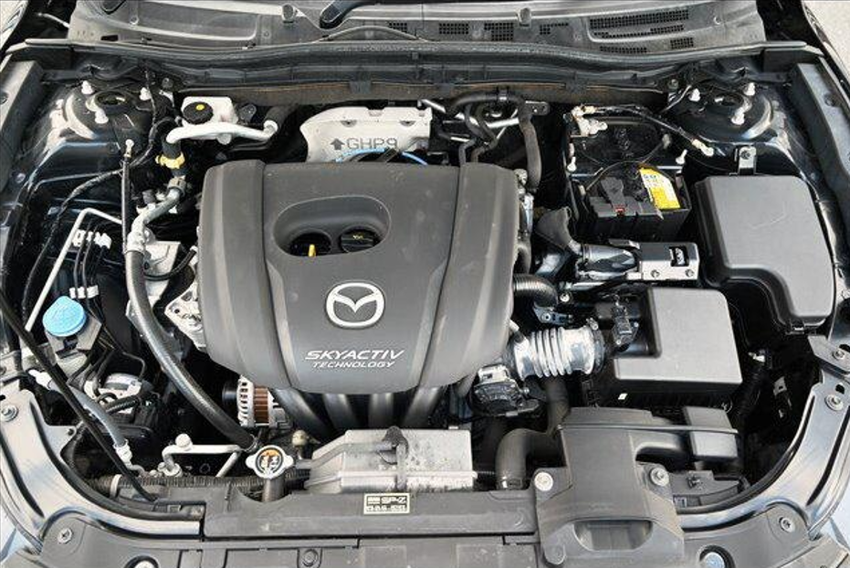 2019 Mazda Axela engine 