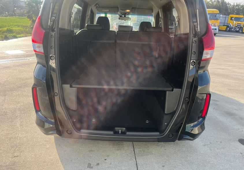 2017 Honda Freed boot space 