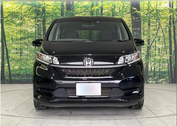 2019 Honda Freed front view 