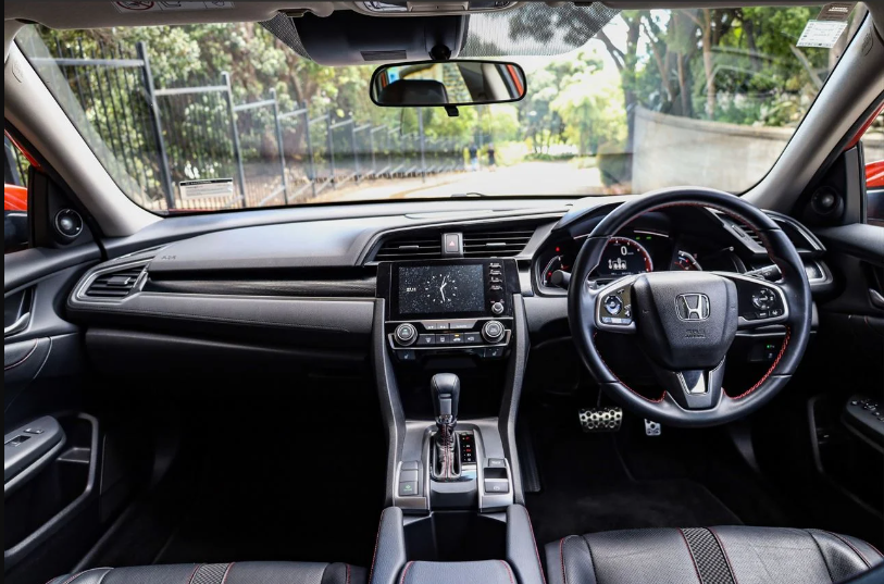 2019 Honda Civic steering wheel & gear shift 