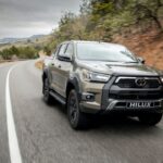 Toyota-Hilux-2020-15