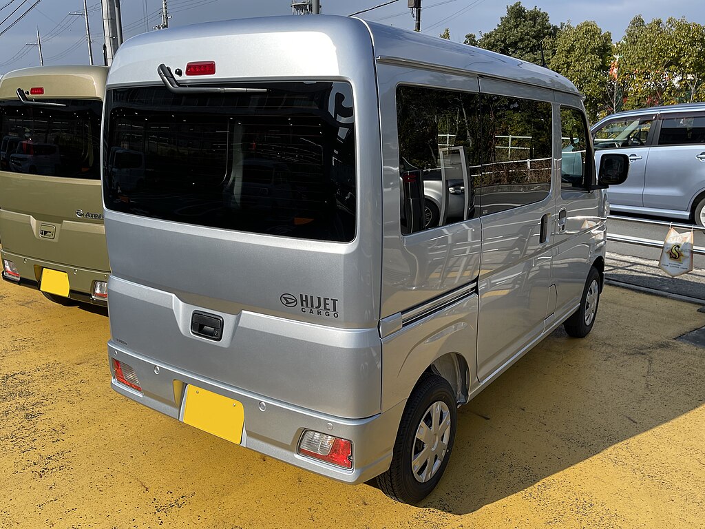 Daihatsu Hijet rear view