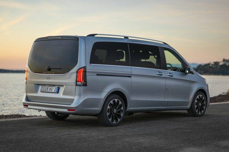 MERCEDES-BENZ V-CLASS