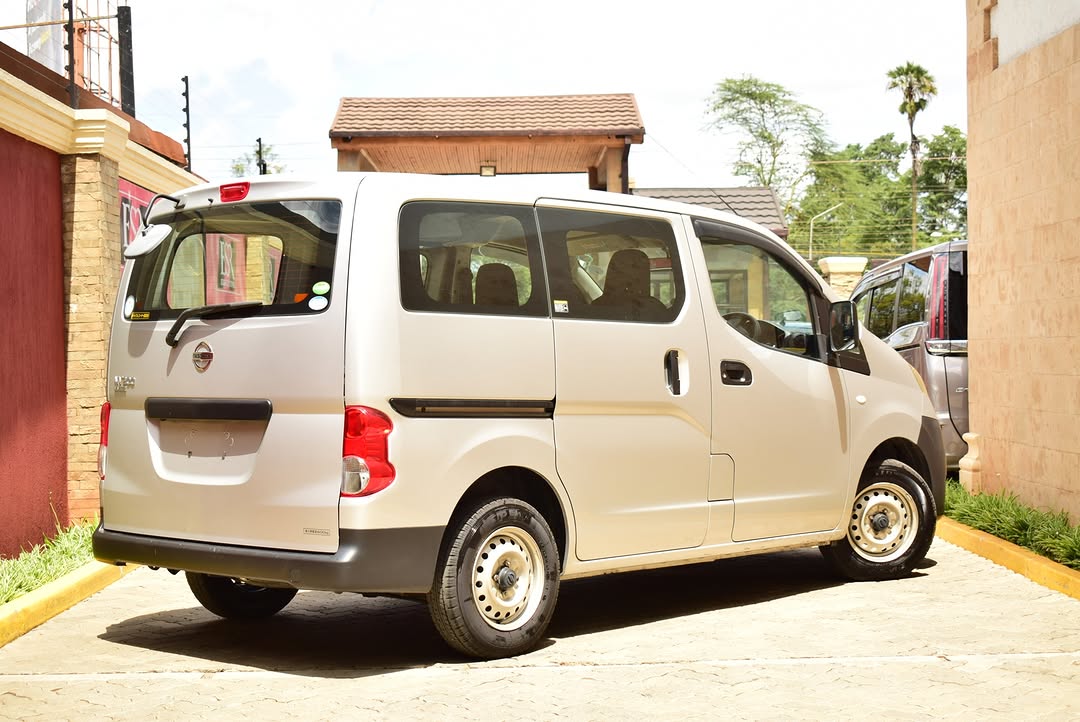 Nissan NV200