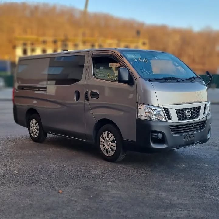 Nissan NV350