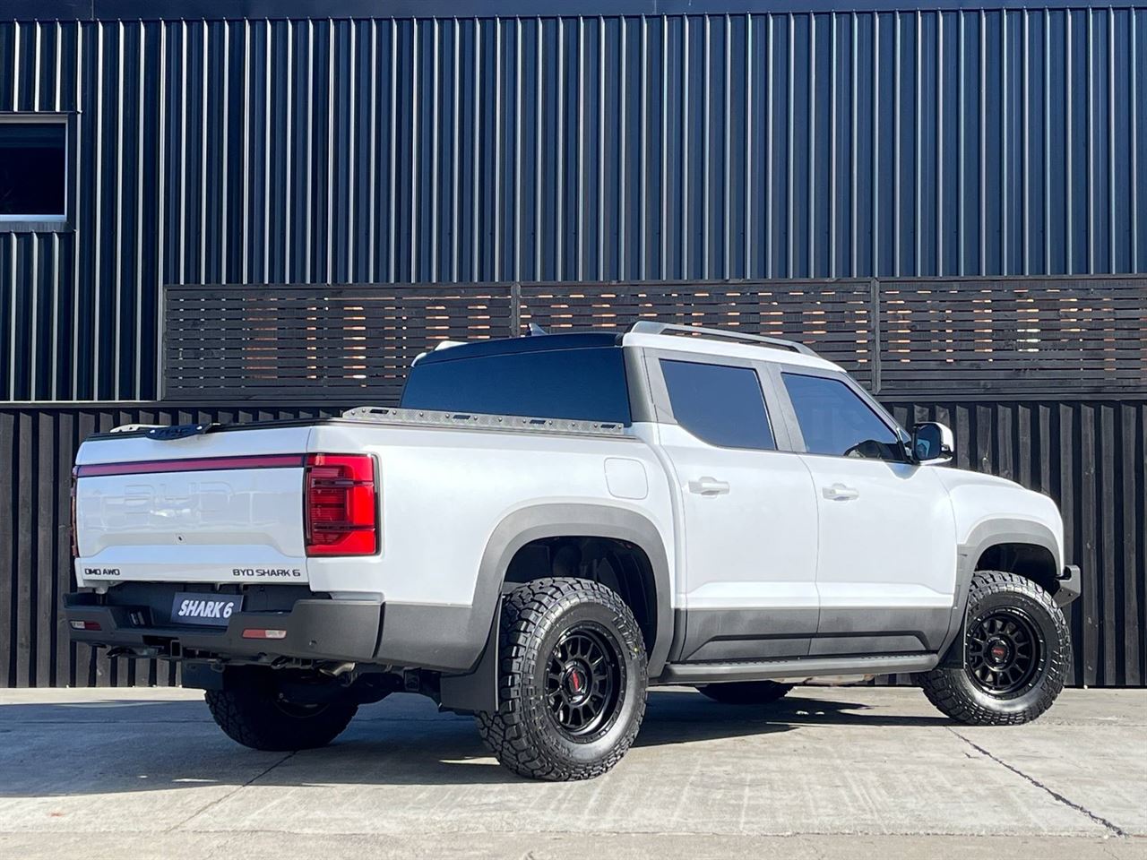 2025 BYD Shark 6