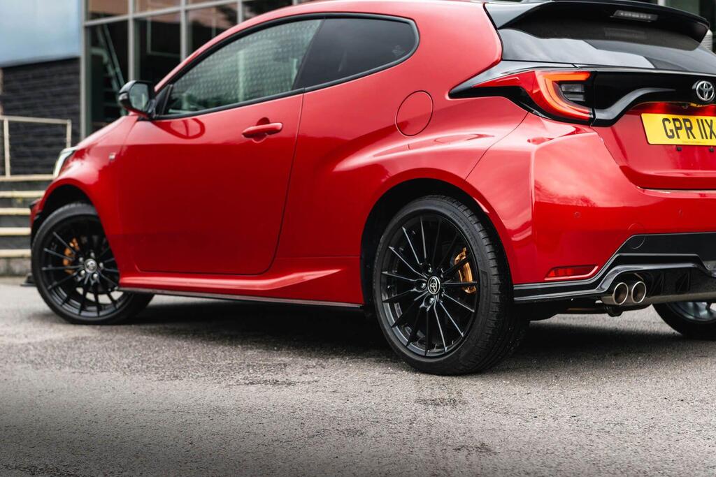 Toyota Yaris XP210