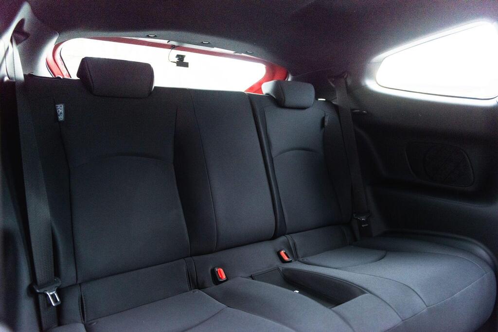 Toyota Yaris XP210