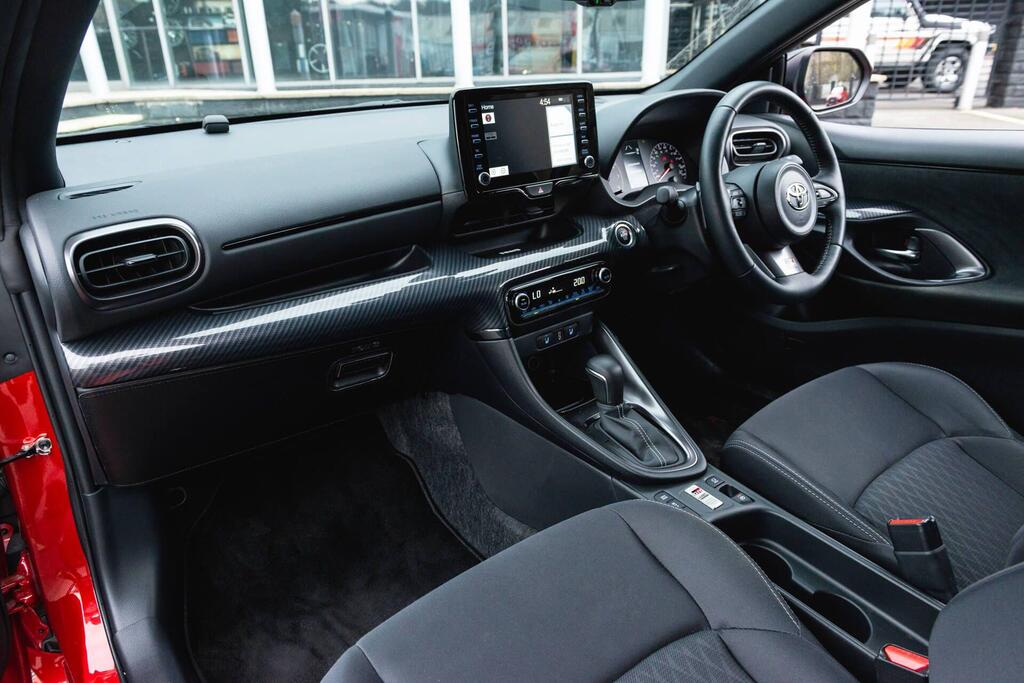 Toyota Yaris XP210